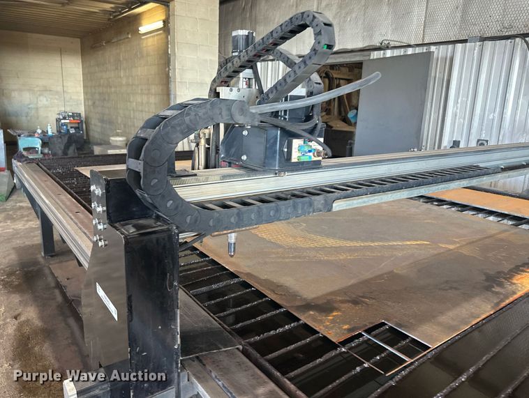 image for item NM9462 Boss  CNC plasma cutting table