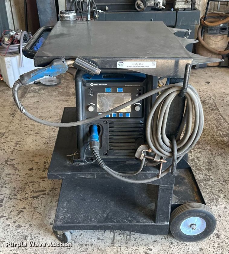 image for item NM9466 Miller Millermatic 255  welder