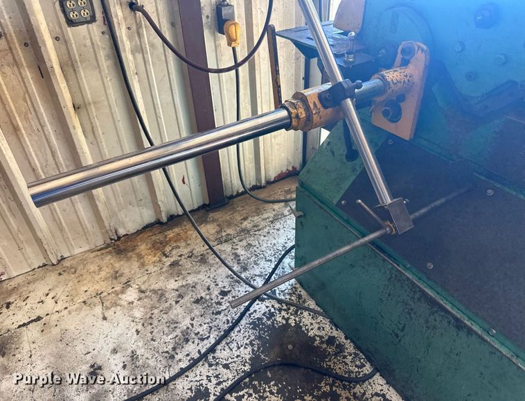 image for item NM9468 Piranha P50  iron worker