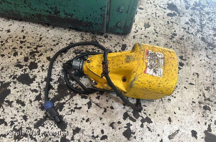 image for item NM9468 Piranha P50  iron worker