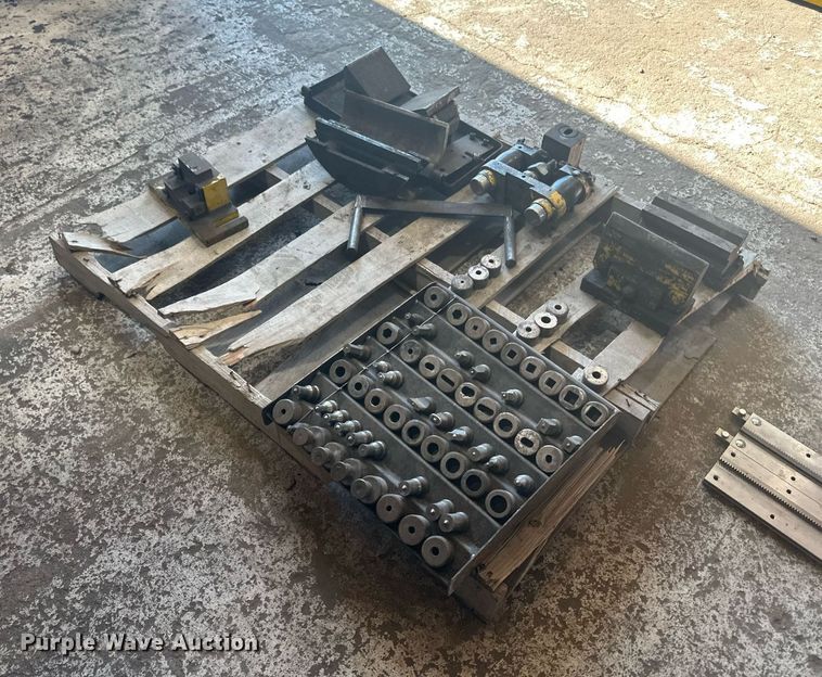 image for item NM9468 Piranha P50  iron worker