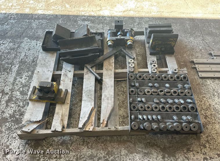 image for item NM9468 Piranha P50  iron worker