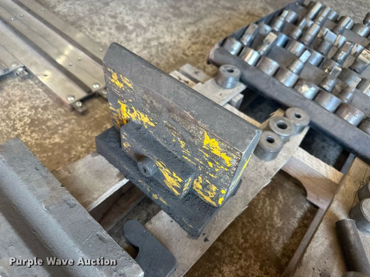 image for item NM9468 Piranha P50  iron worker