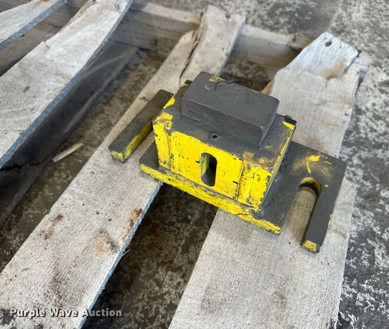 image for item NM9468 Piranha P50  iron worker