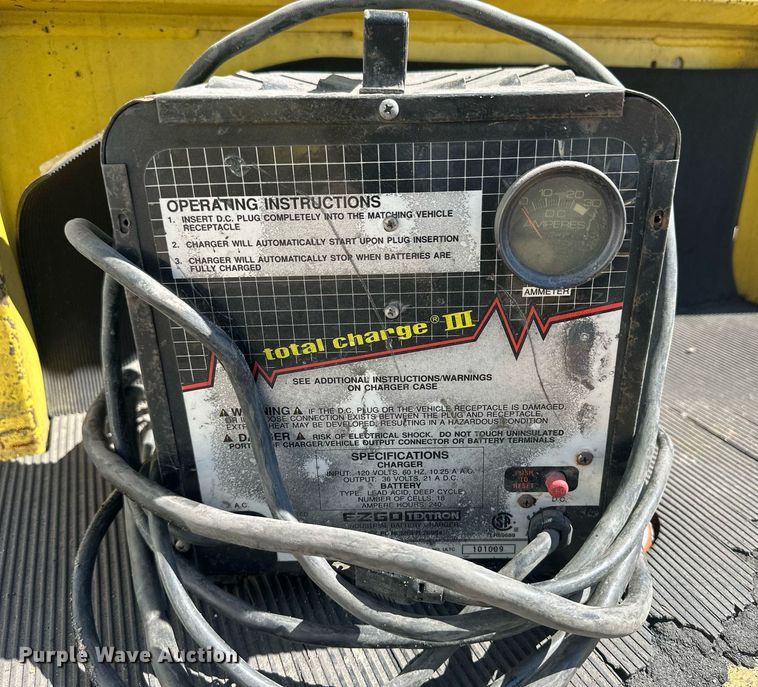 image for item NM9472 Hyster R30F  order picker