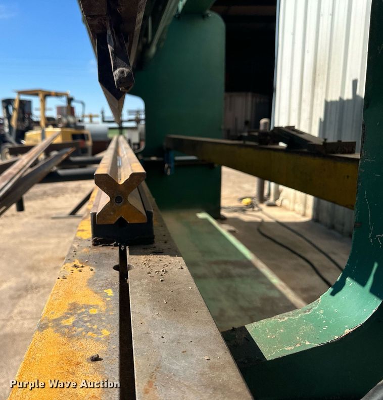 image for item NM9473 Summit 12x1/4  press brake