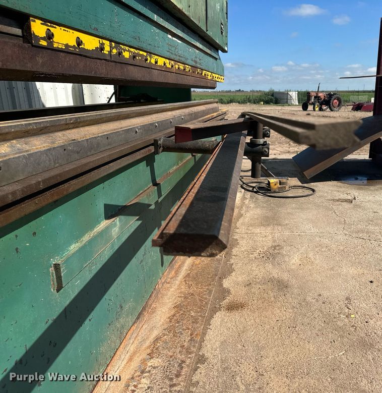 image for item NM9473 Summit 12x1/4  press brake