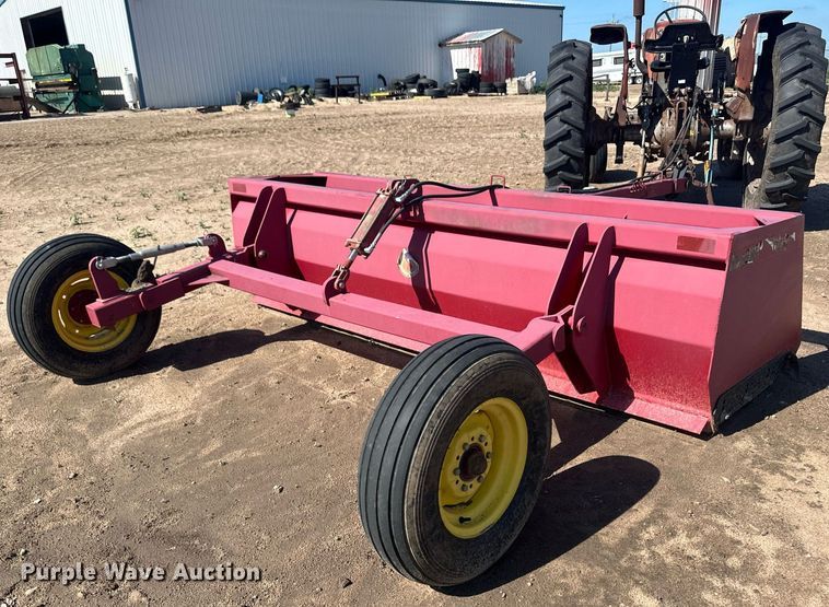 image for item NM9479 United Implements 3048  10'W box blade