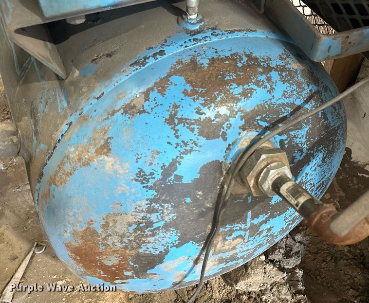 image for item NM9484 Worthington  air compressor