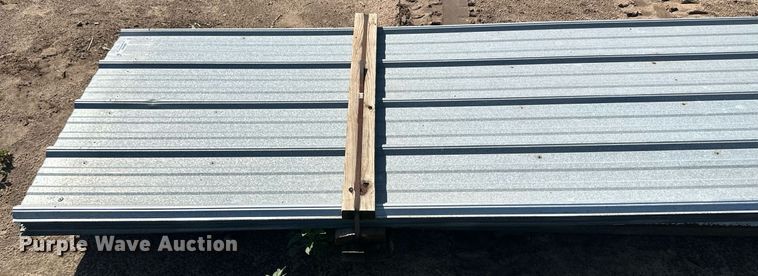 image for item NM9486 Approximately 280 sheets of metal siding/roofing