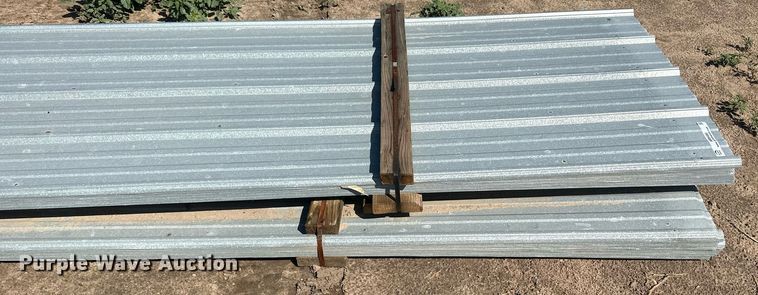 image for item NM9486 Approximately 280 sheets of metal siding/roofing