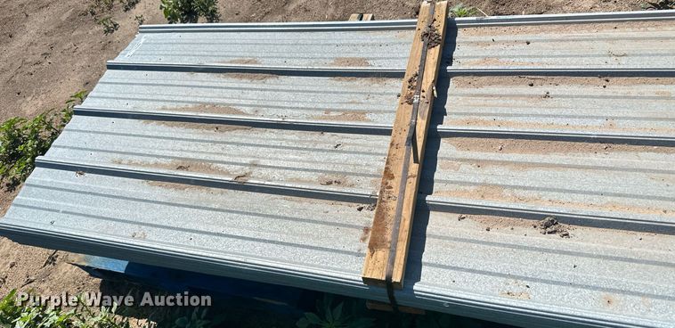 image for item NM9486 Approximately 280 sheets of metal siding/roofing
