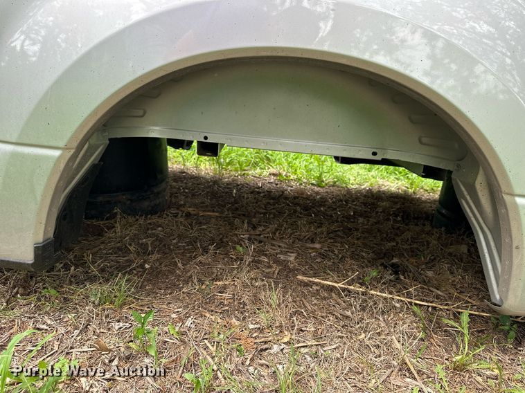 image for item NP9929 2019 Ford F350  pickup bed