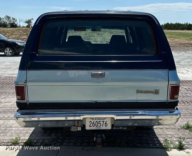 image for item NP9937 1984 Chevrolet K10 Suburban  SUV