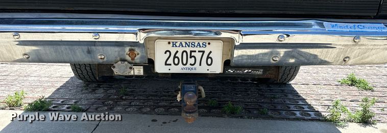 image for item NP9937 1984 Chevrolet K10 Suburban  SUV