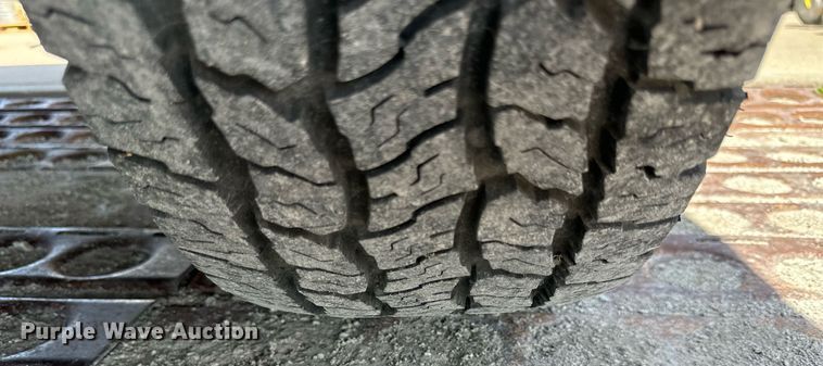 image for item NP9937 1984 Chevrolet K10 Suburban  SUV