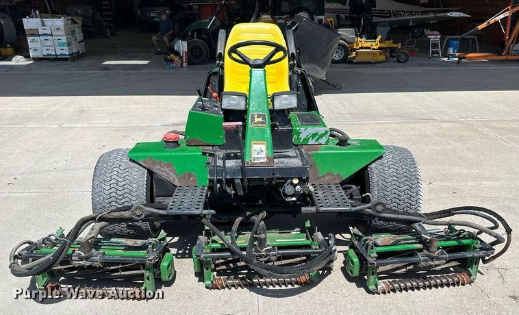 image for item NP9938 John Deere 3235A  reel mower