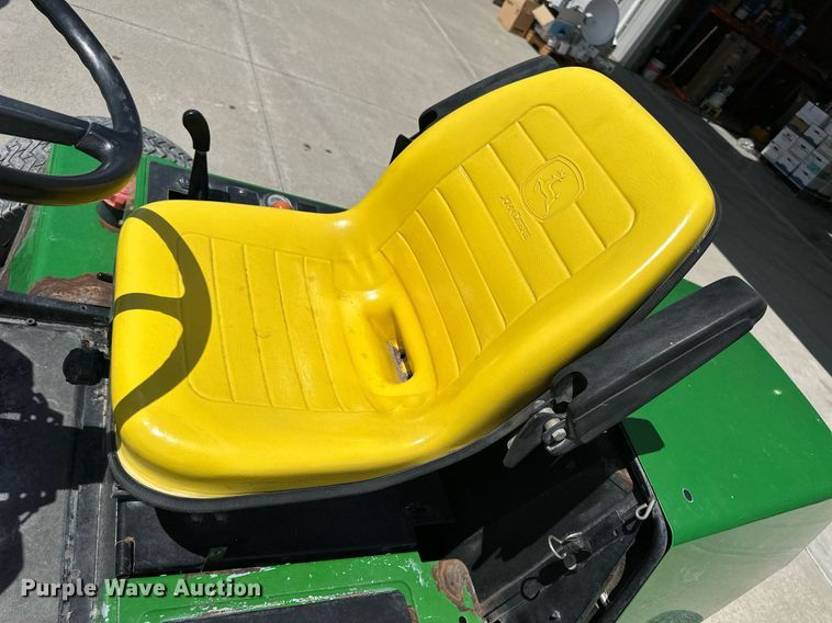 image for item NP9938 John Deere 3235A  reel mower