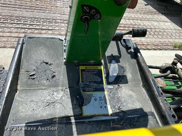 image for item NP9938 John Deere 3235A  reel mower