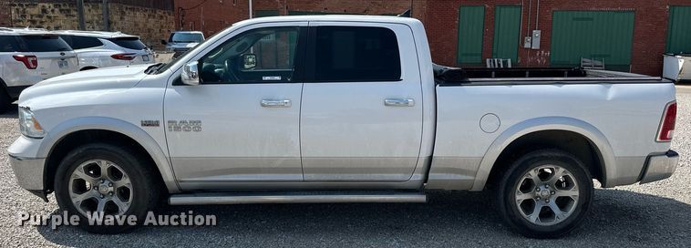 image for item NP9948 2013 Dodge Ram 1500  Crew Cab pickup truck