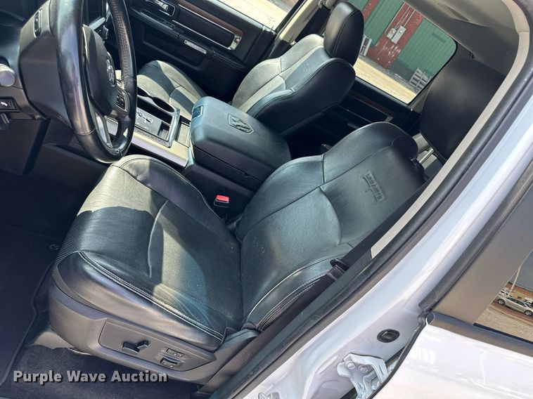 image for item NP9948 2013 Dodge Ram 1500  Crew Cab pickup truck