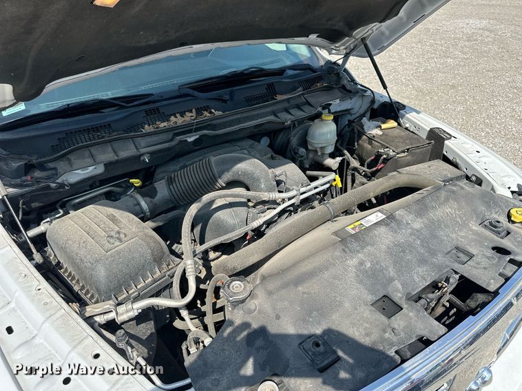 image for item NP9948 2013 Dodge Ram 1500  Crew Cab pickup truck