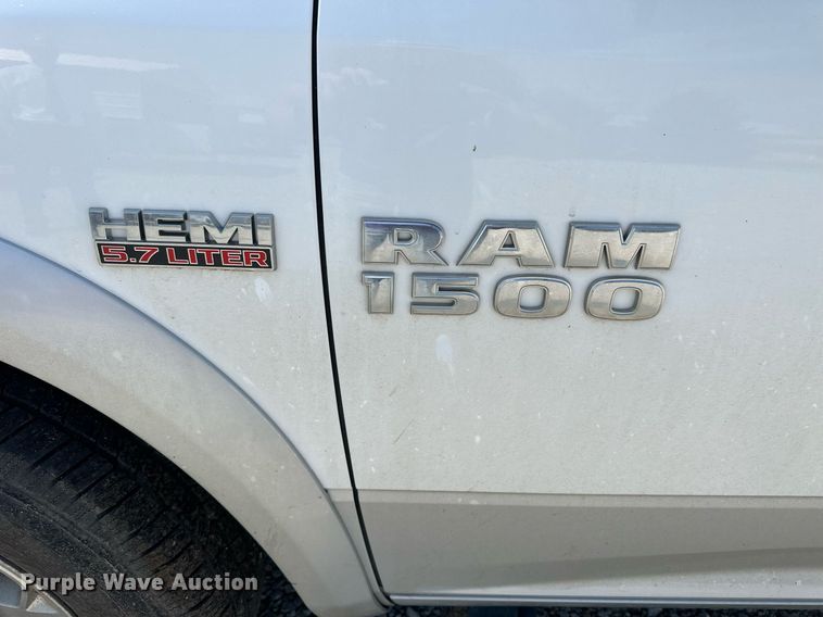 image for item NP9948 2013 Dodge Ram 1500  Crew Cab pickup truck