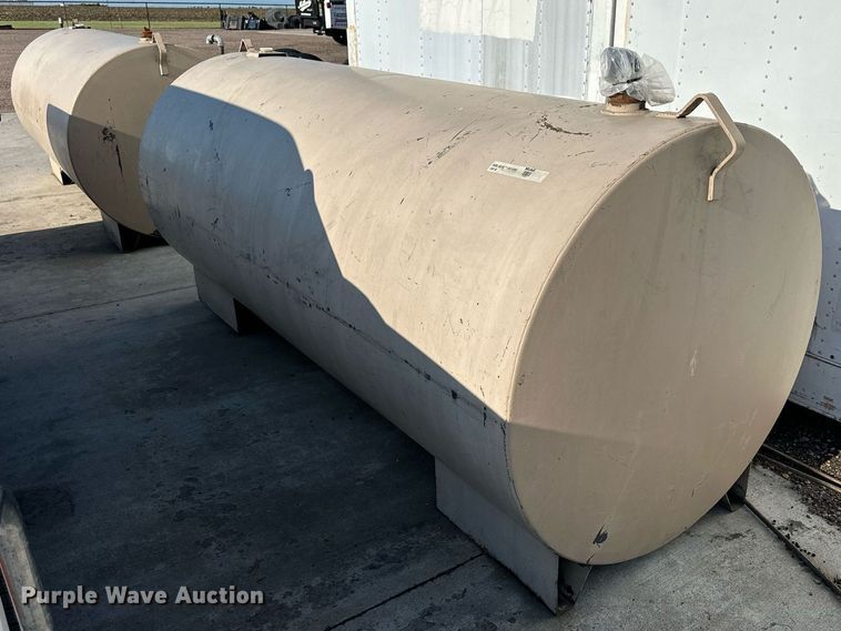 image for item NP9966 Oil tank