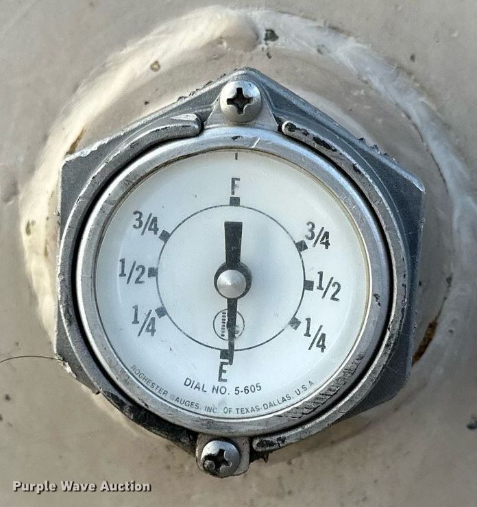 image for item NP9966 Oil tank