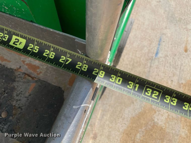 image for item NT9403 2015 Genie GR-20  vertical lift