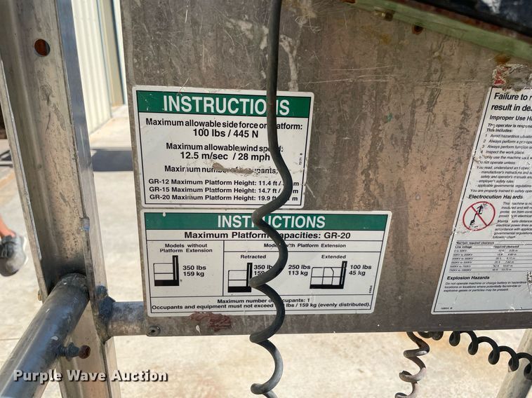 image for item NT9403 2015 Genie GR-20  vertical lift