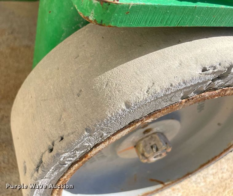 image for item NT9403 2015 Genie GR-20  vertical lift