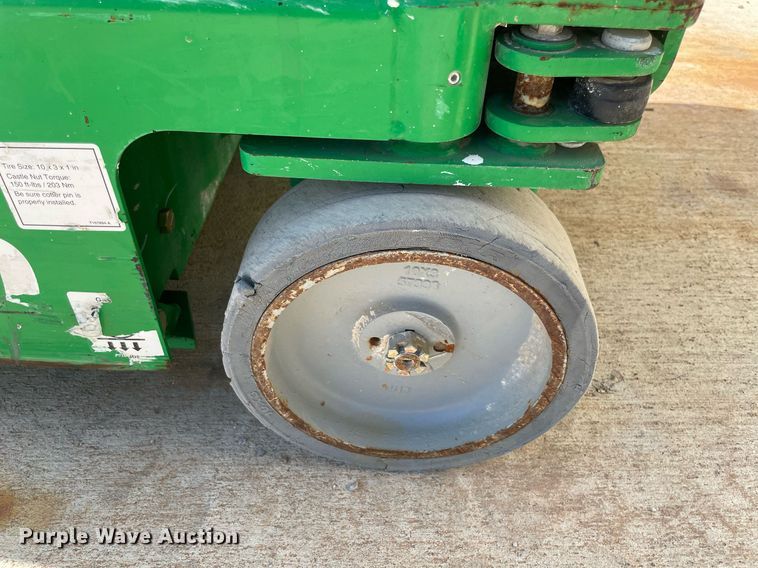 image for item NT9403 2015 Genie GR-20  vertical lift