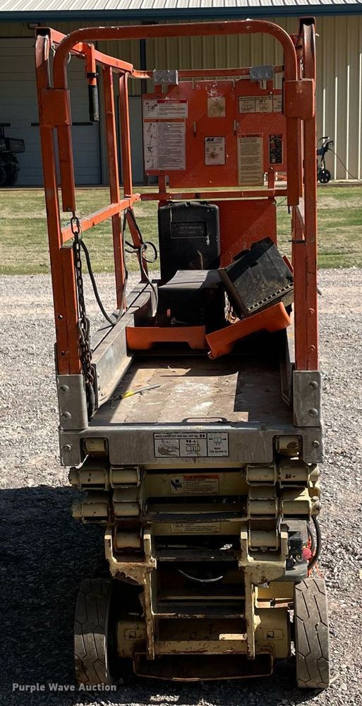 image for item NT9404 JLG 1930ES  scissor lift