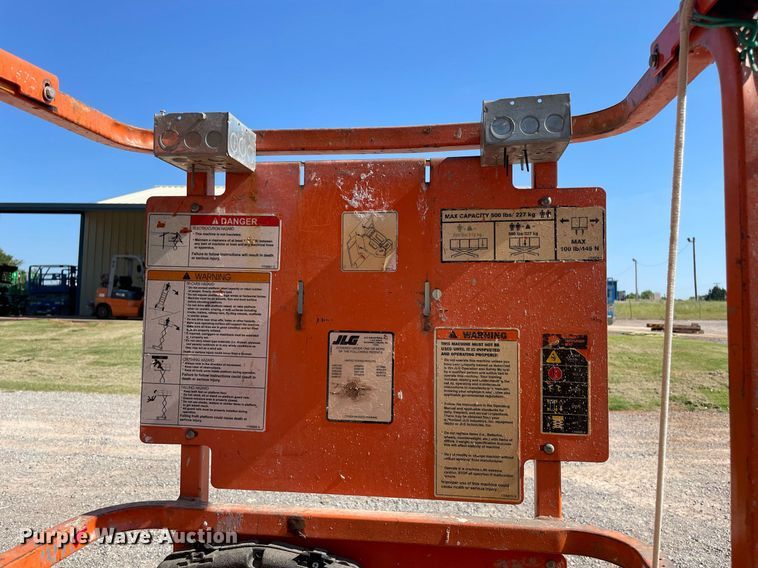 image for item NT9404 JLG 1930ES  scissor lift