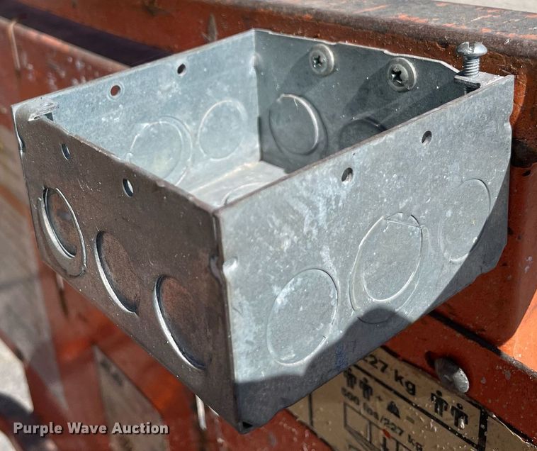 image for item NT9404 JLG 1930ES  scissor lift