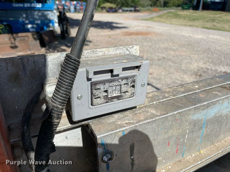 image for item NT9404 JLG 1930ES  scissor lift