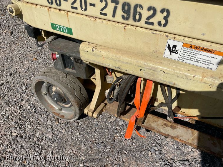 image for item NT9404 JLG 1930ES  scissor lift