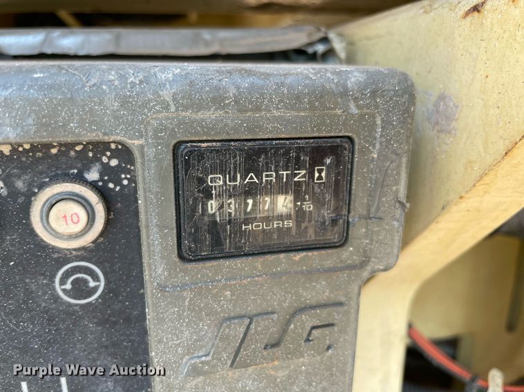 image for item NT9404 JLG 1930ES  scissor lift