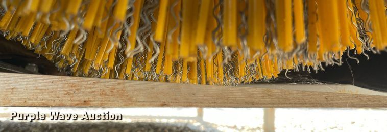 image for item NT9405 2023 Landy BBS72  skid steer sweeper