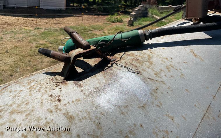 image for item NT9419 Shop built  tank trailer