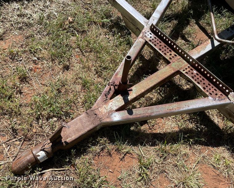 image for item NT9419 Shop built  tank trailer