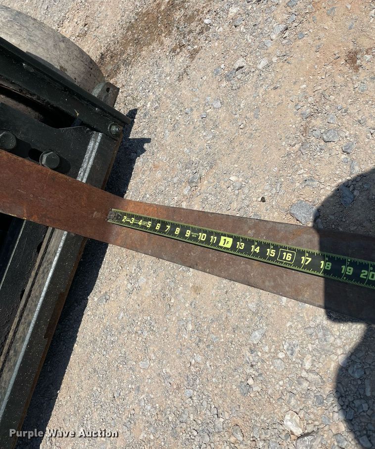 image for item NT9427 Hyster S35XM  forklift