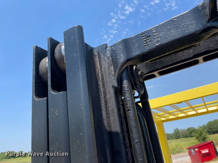 image for item NT9427 Hyster S35XM  forklift