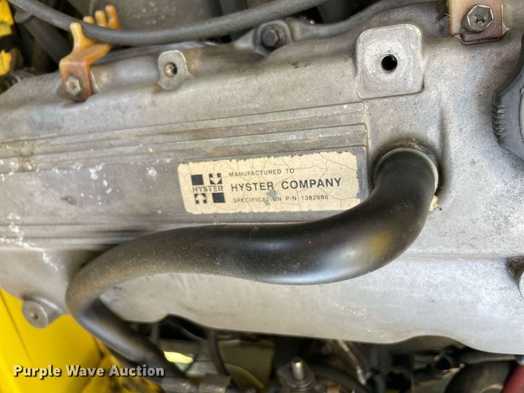 image for item NT9427 Hyster S35XM  forklift