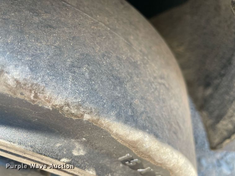 image for item NT9427 Hyster S35XM  forklift