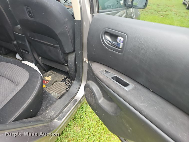 image for item NT9791 2010 Nissan Rogue SL  SUV