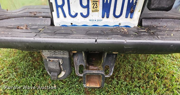 image for item NT9792 2005 GMC Yukon XL  SUV