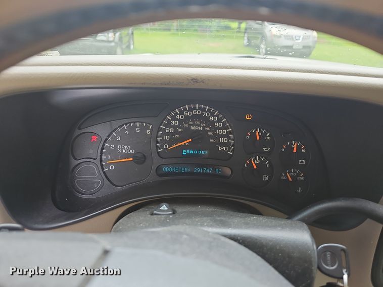 image for item NT9792 2005 GMC Yukon XL  SUV