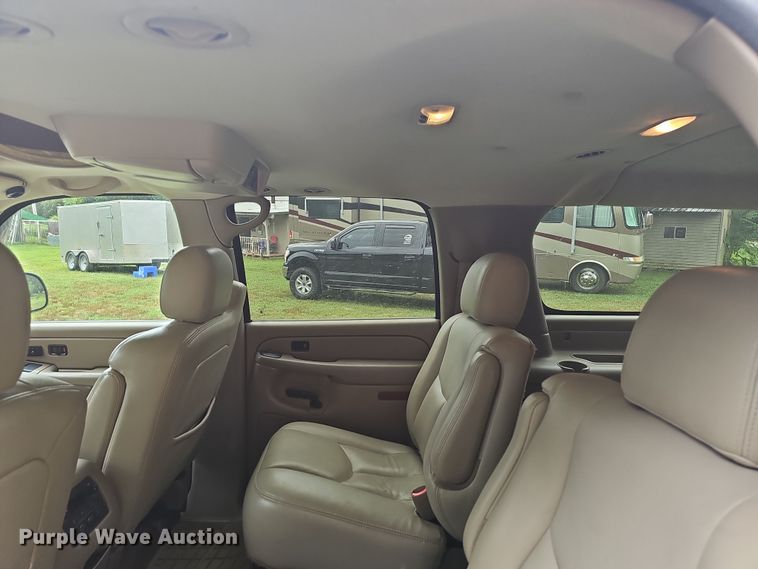 image for item NT9792 2005 GMC Yukon XL  SUV